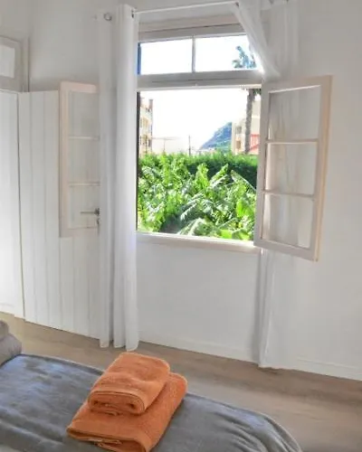 Traditional Madeira House Garden, Terrace & Bbq *