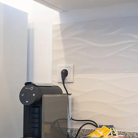 Traditional Madeira House Garden, Terrace & Bbq Дом отдыха Рибейра-Брава