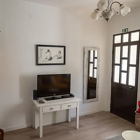 Traditional Madeira House Garden, Terrace & Bbq Дом отдыха