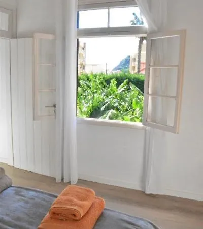 Traditional Madeira House Garden, Terrace & Bbq *